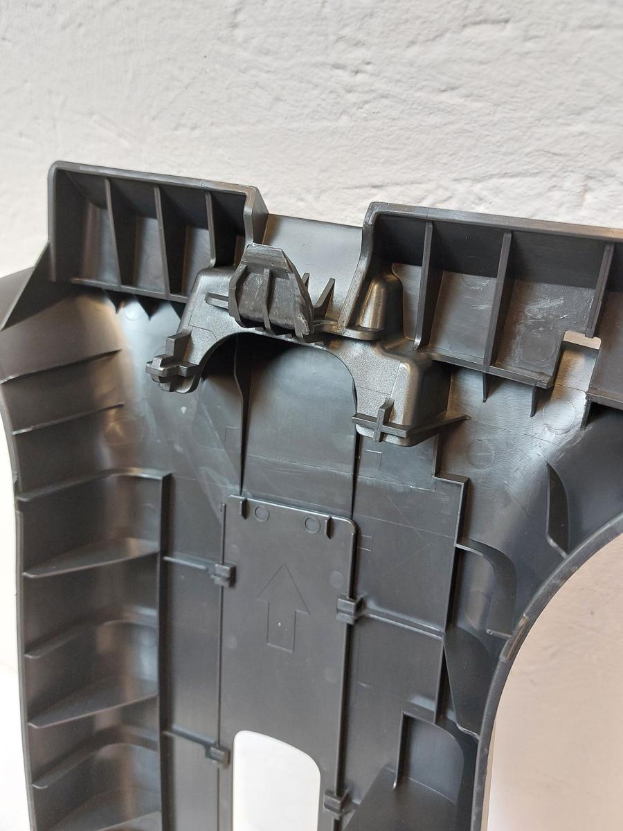 Mitsubishi Eclipse Cross GK0 ab21 Innenverkleidung B S&auml;ule rechts oben schwarz