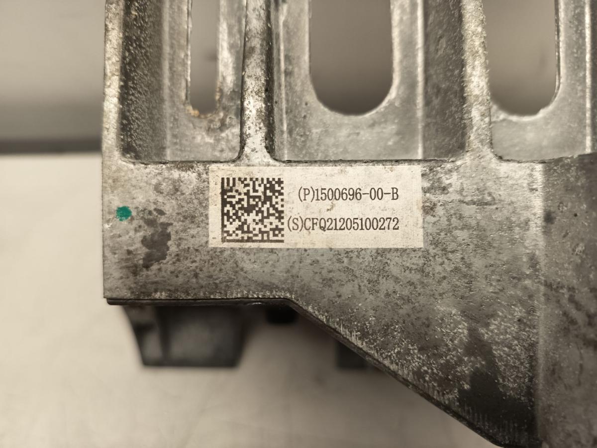 Tesla Model 3 original halter Klimakompressor 150069600B Baujahr 2021