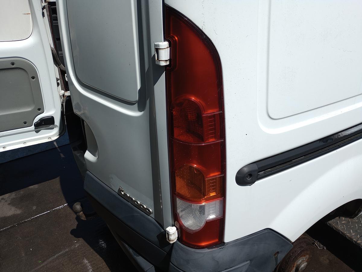 Renault Kangoo orig Rückleuchte rechts für Hecktür Facelift Bj 2004