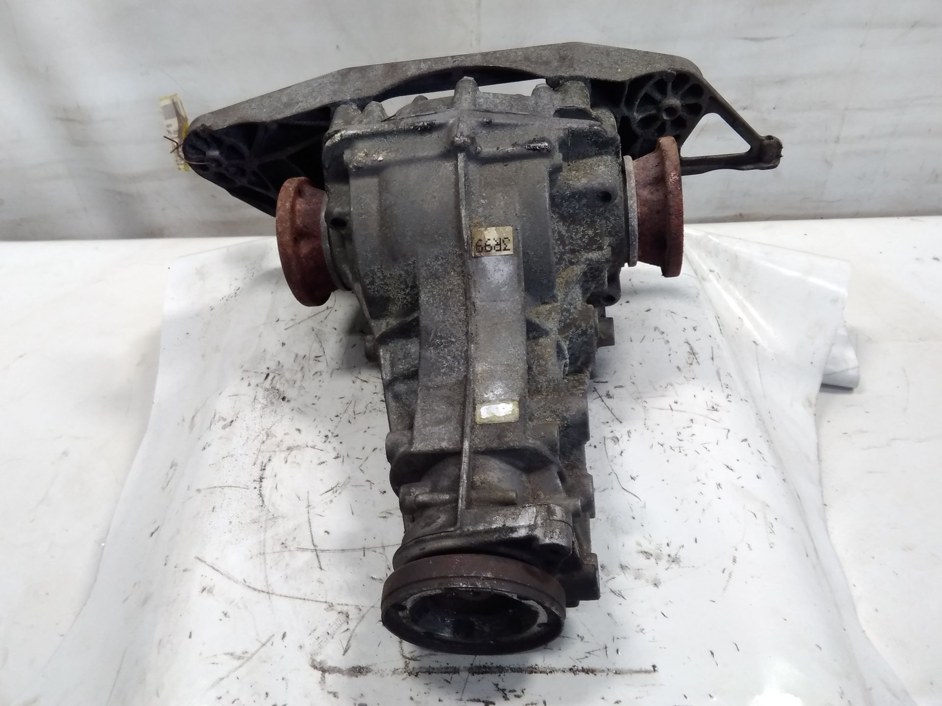 Audi A4 8K original Hinterachsgetriebe Differential KBU 3,2TFSI Bj.2007