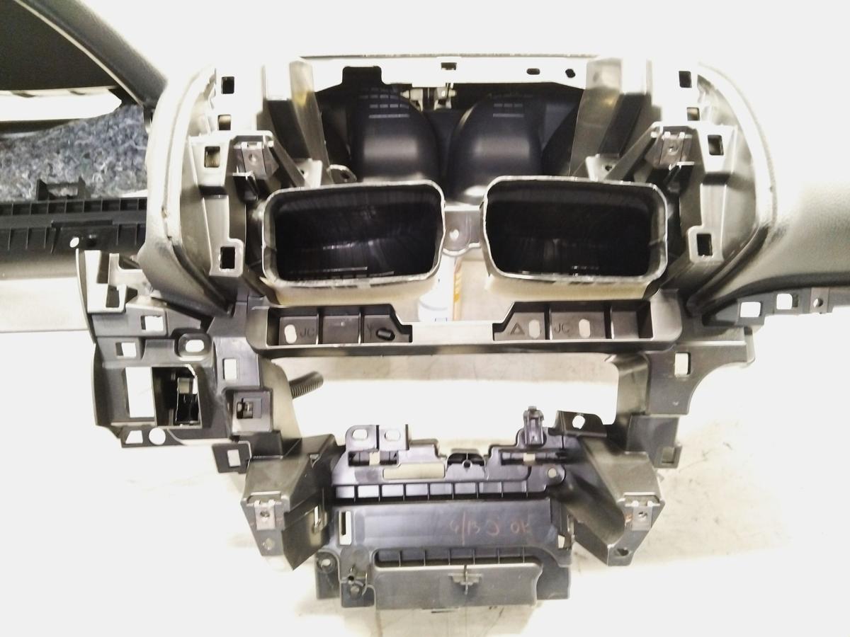 Mitsubishi Eclipse Cross original Armaturenbrett Cockpit Facelift Bj.2024