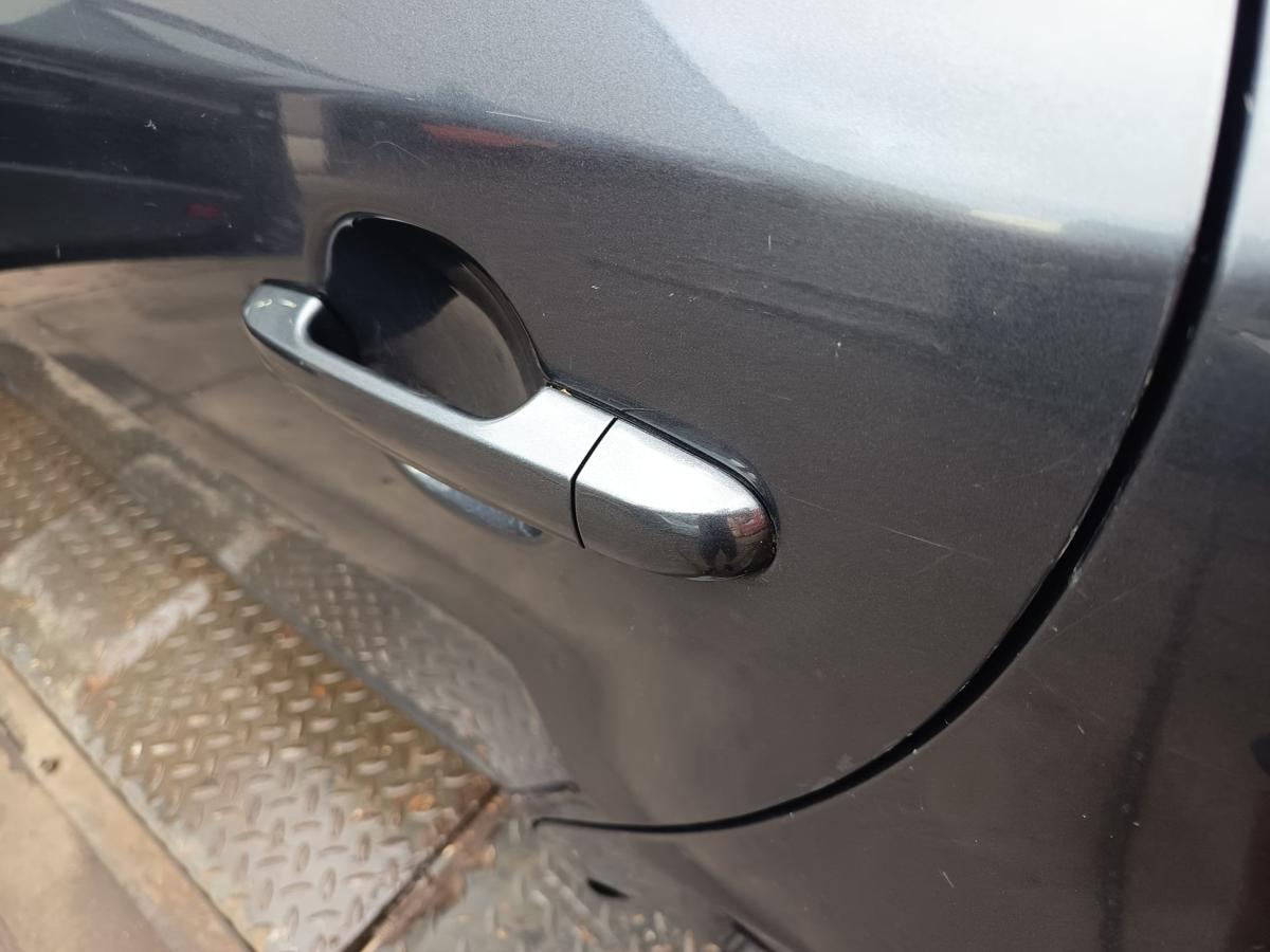 Kia cee&acute;d_sw ED original T&uuml;r hinten links Fond Rohbau 5K Piston Gray Bj 2010