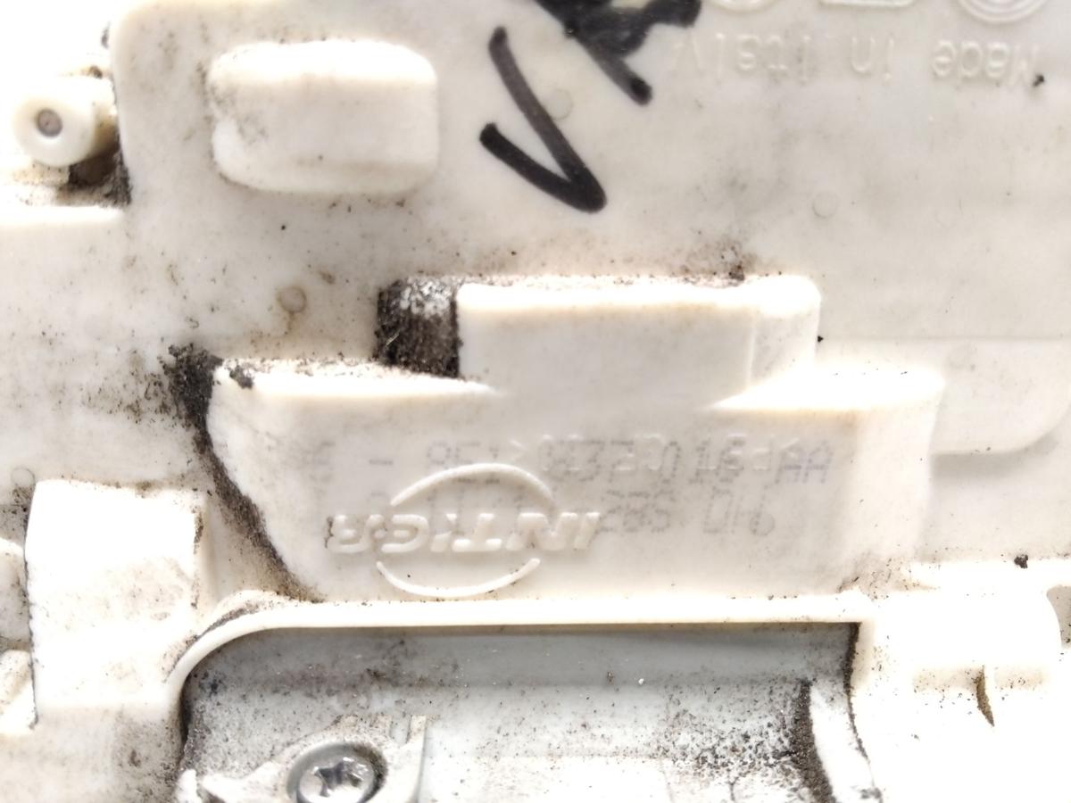 Seat Exeo ST 3R original T&uuml;rschloss vorn rechts mit Zentralverriegelung BJ2011