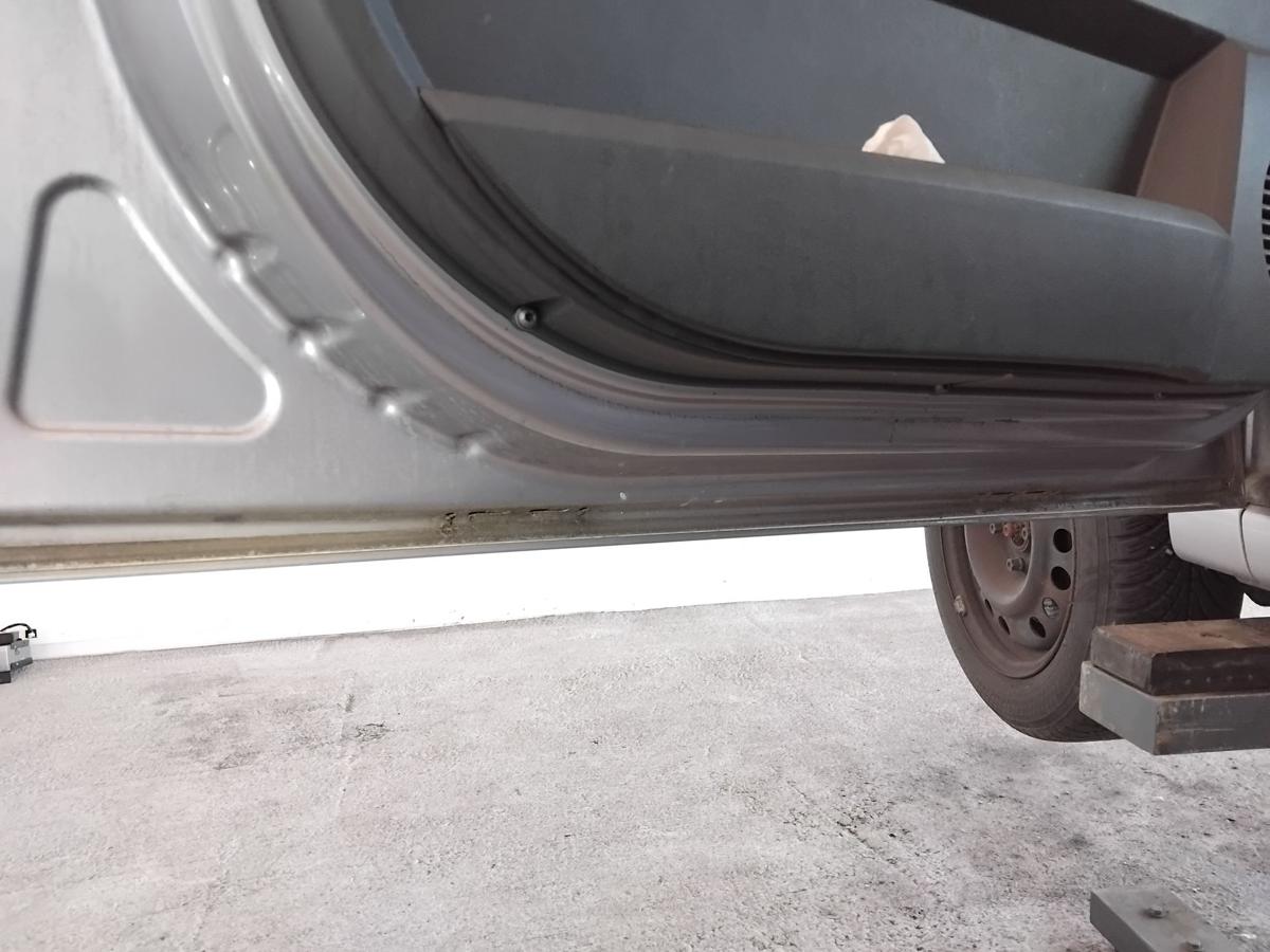 Opel Meriva A T&uuml;r vorn links Fahrert&uuml;r 4OU fliedermetallic Z166 BJ2006