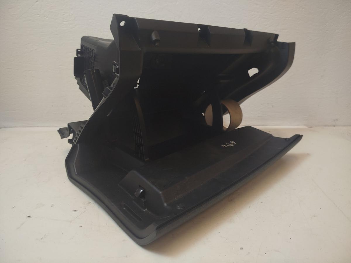 Nissan Leaf ZE1 40kWh Handschuhfach Handschuhkasten rechts Schalttafelkasten