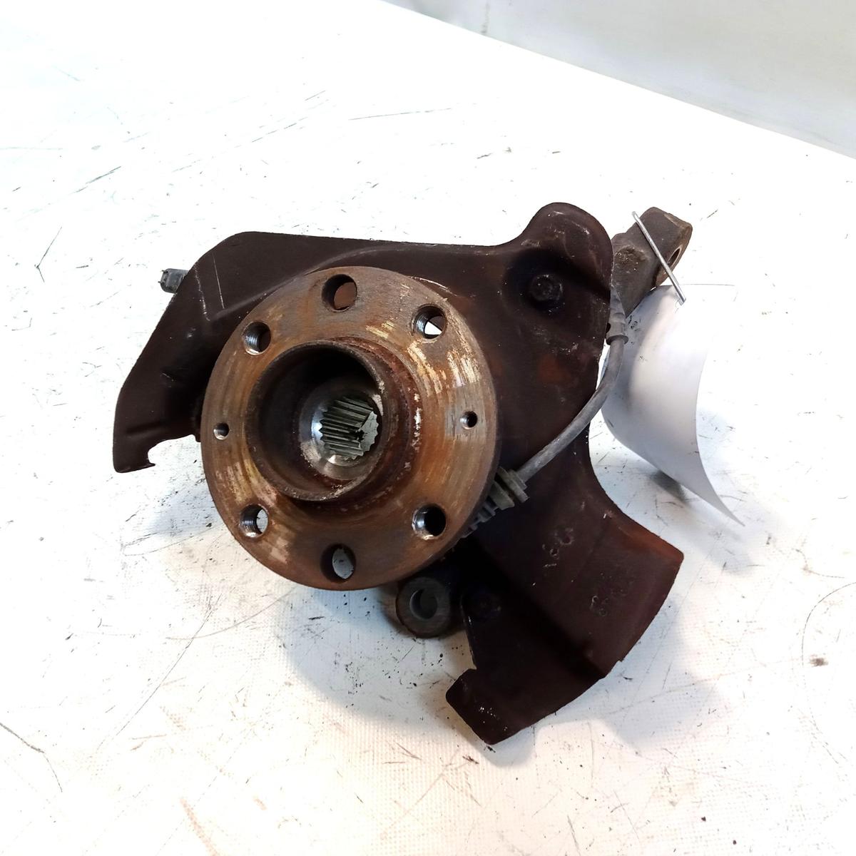 Opel Corsa E orig Achsschenkel Radlagergeh&auml;use vorn links 1.4 66kw 4-Loch BJ2016
