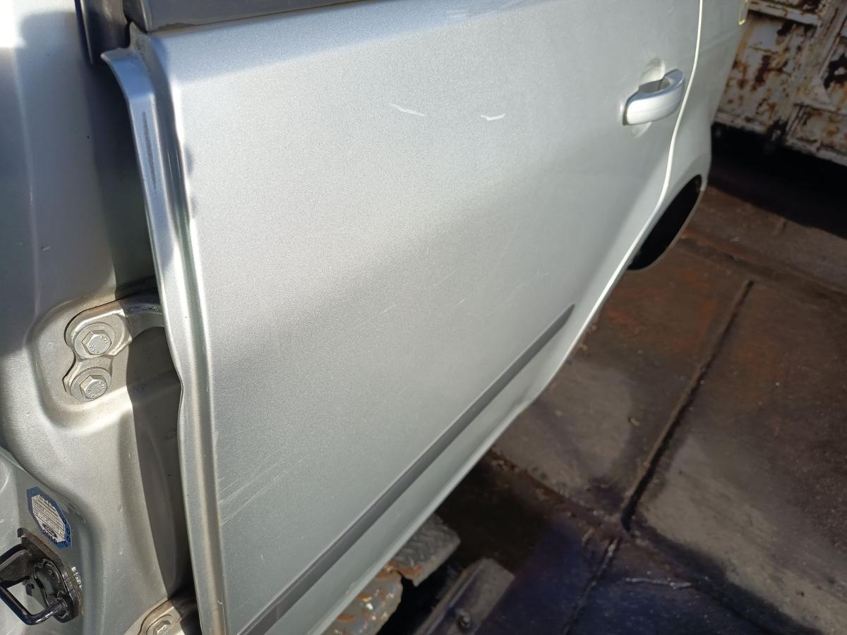 Ford Focus C-Max original T&uuml;r hinten links Fond Polarsilber Bj 2006