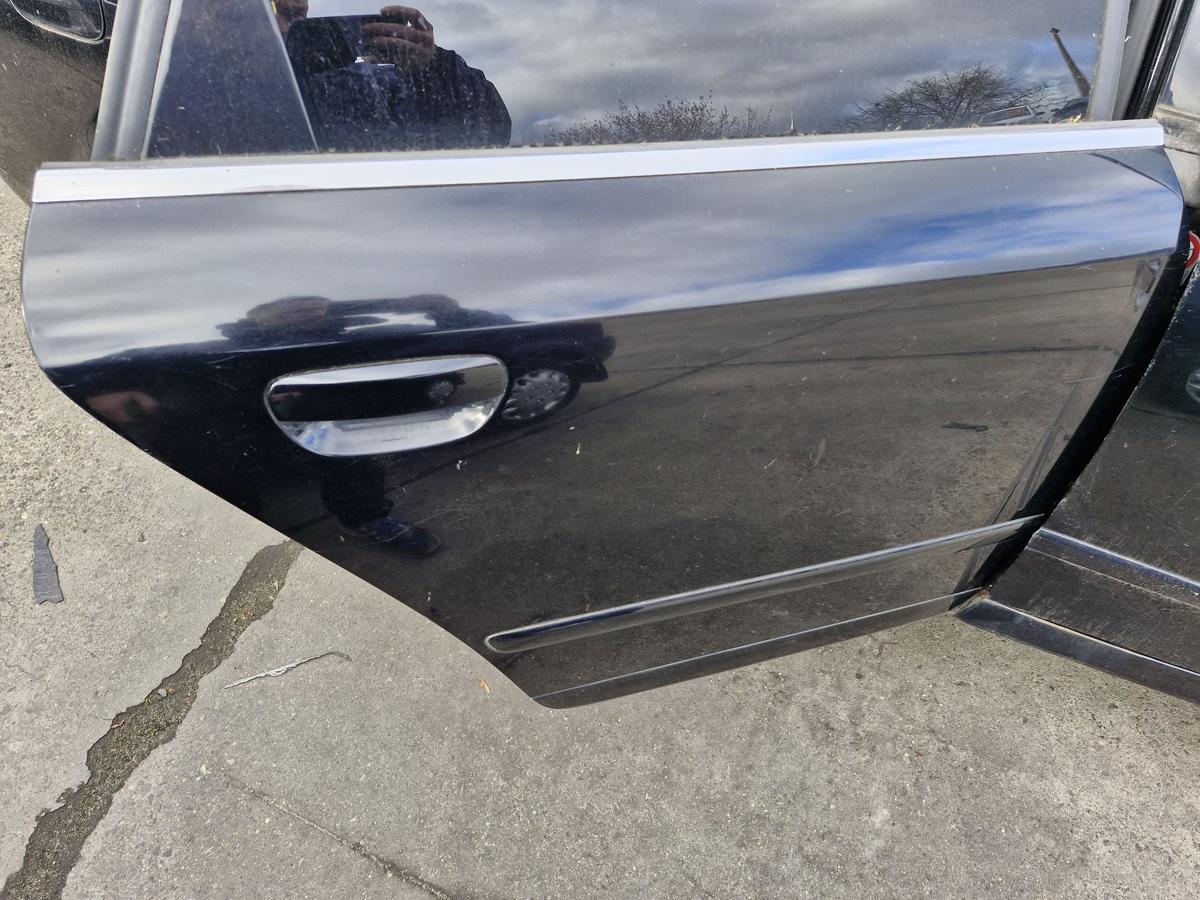 Audi A4 8E B6 Avant T&uuml;r hinten rechts LY9B Schwarz Fondt&uuml;r BJ00-04