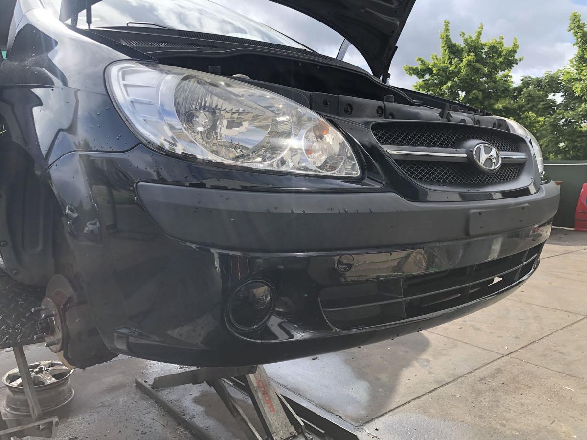 Hyundai Getz original Stoßstange Fänger vorn/Front EB Obsidianschwarz Bj 2008