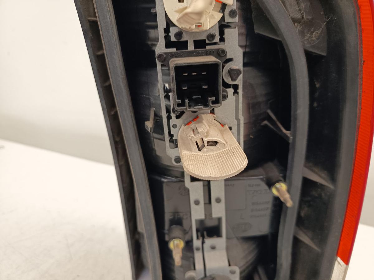 Volvo V70 original R&uuml;ckleuchte links unten Baujahr 2000