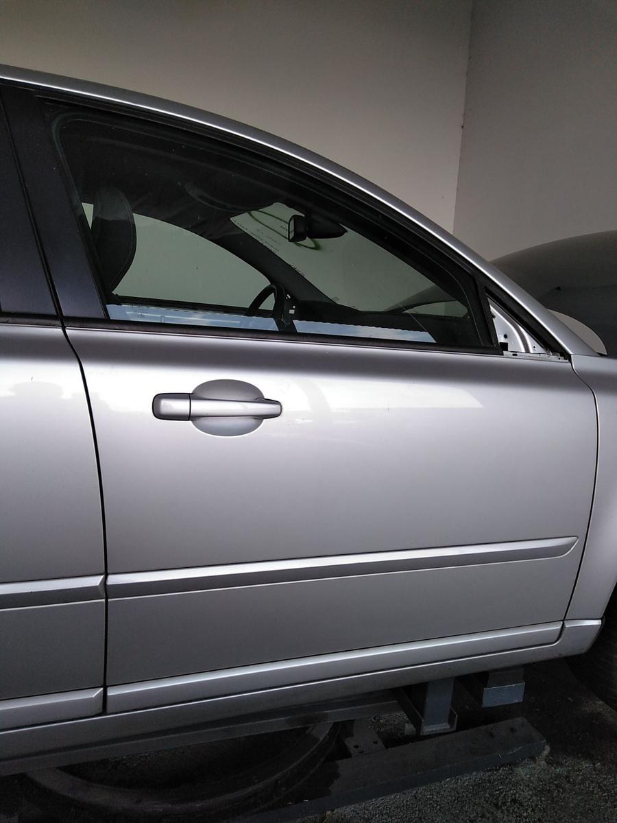 Volvo V50 S40 Facelift Tür vorn rechts Beifahrertür silbermetallic Bj.2008