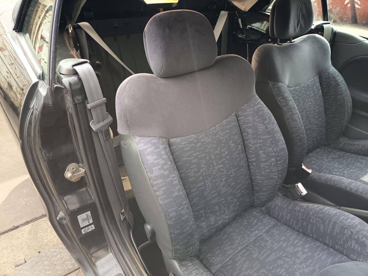 Renault Megane I Cabrio original Sitz rechts Stoff Sitzheizung Baujahr 1999