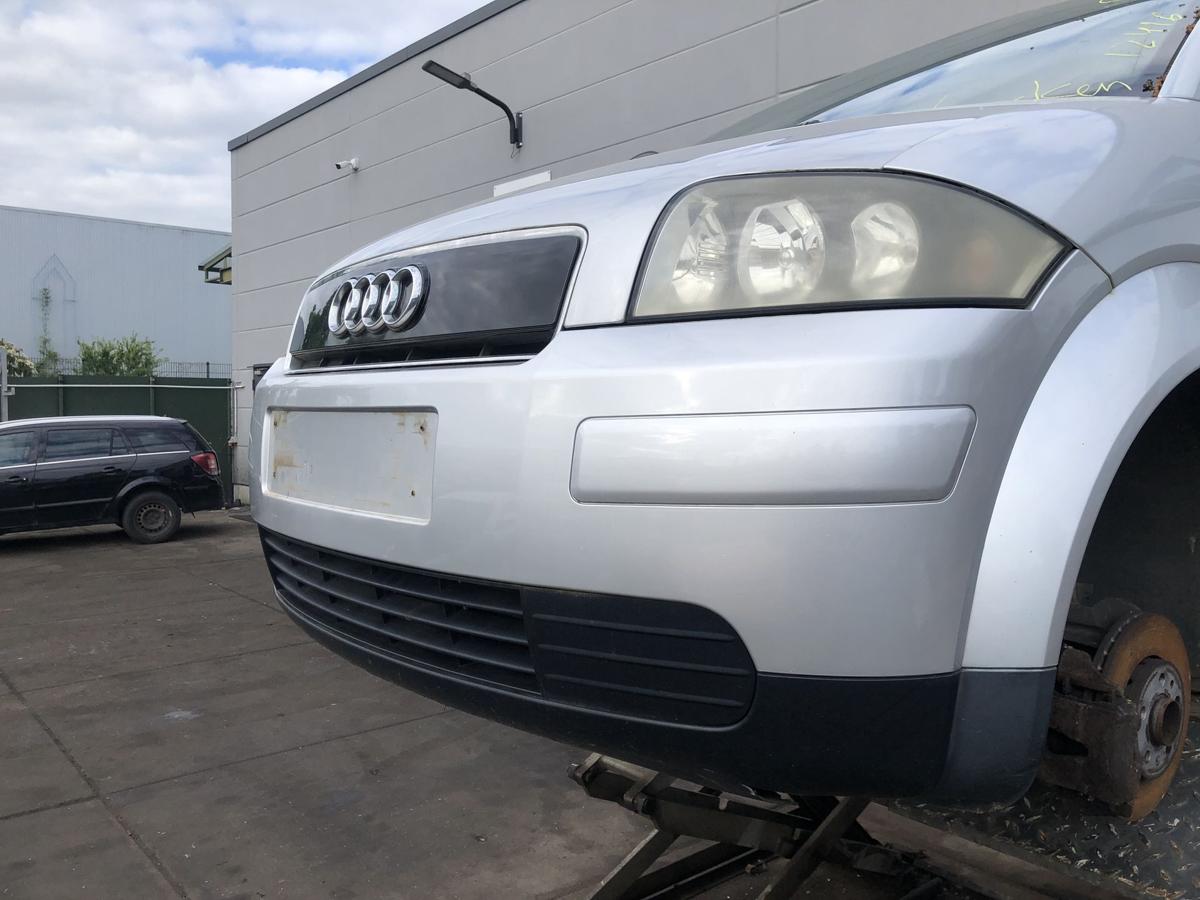 Audi A2 original Stoßstange Fänger vorn/Front Y7W Lichtsilber Bj 2001