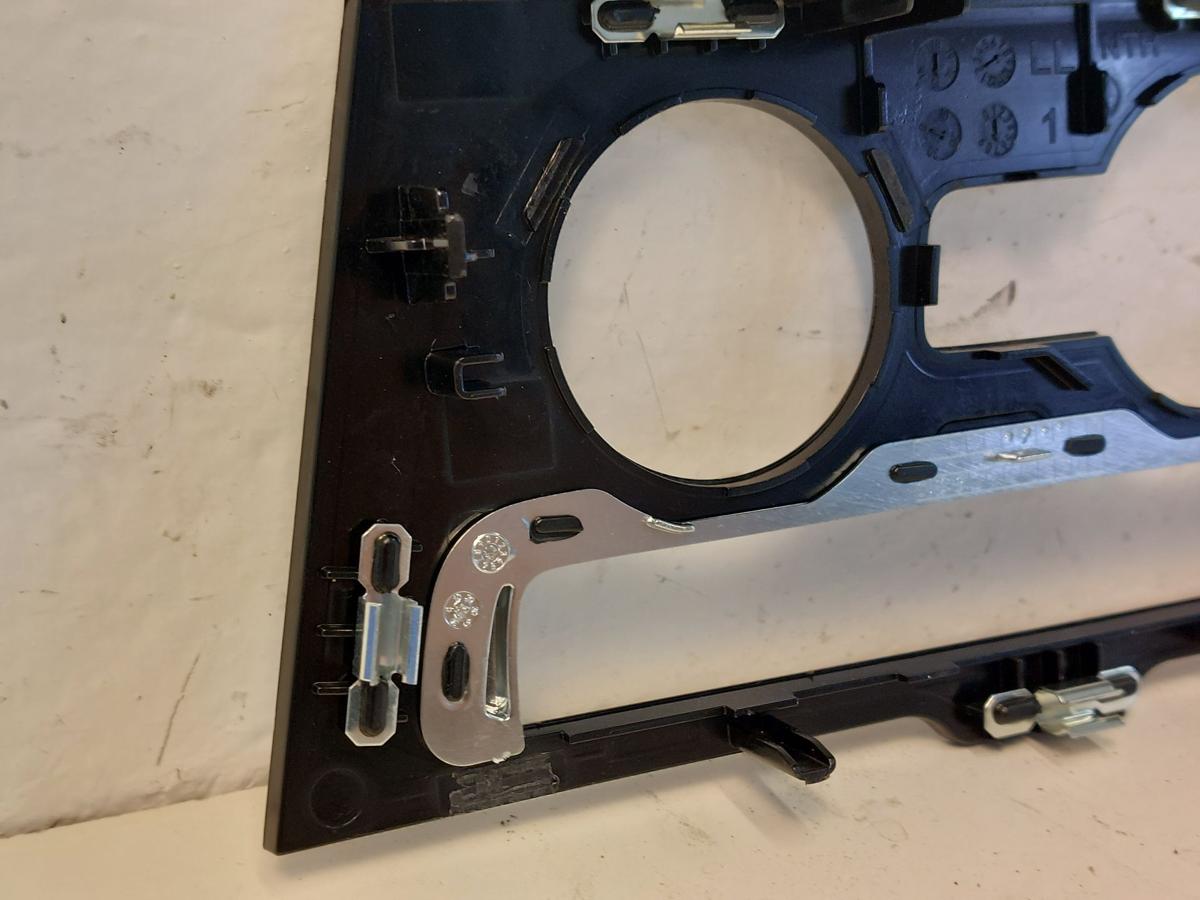 VW Passat 3G B8 Limo Blende Verkleidung Klimabedienteil Heizungsregler VW Passat 3G B8 Limo Blende Verkleidung Klimabedienteil Heizungsregler