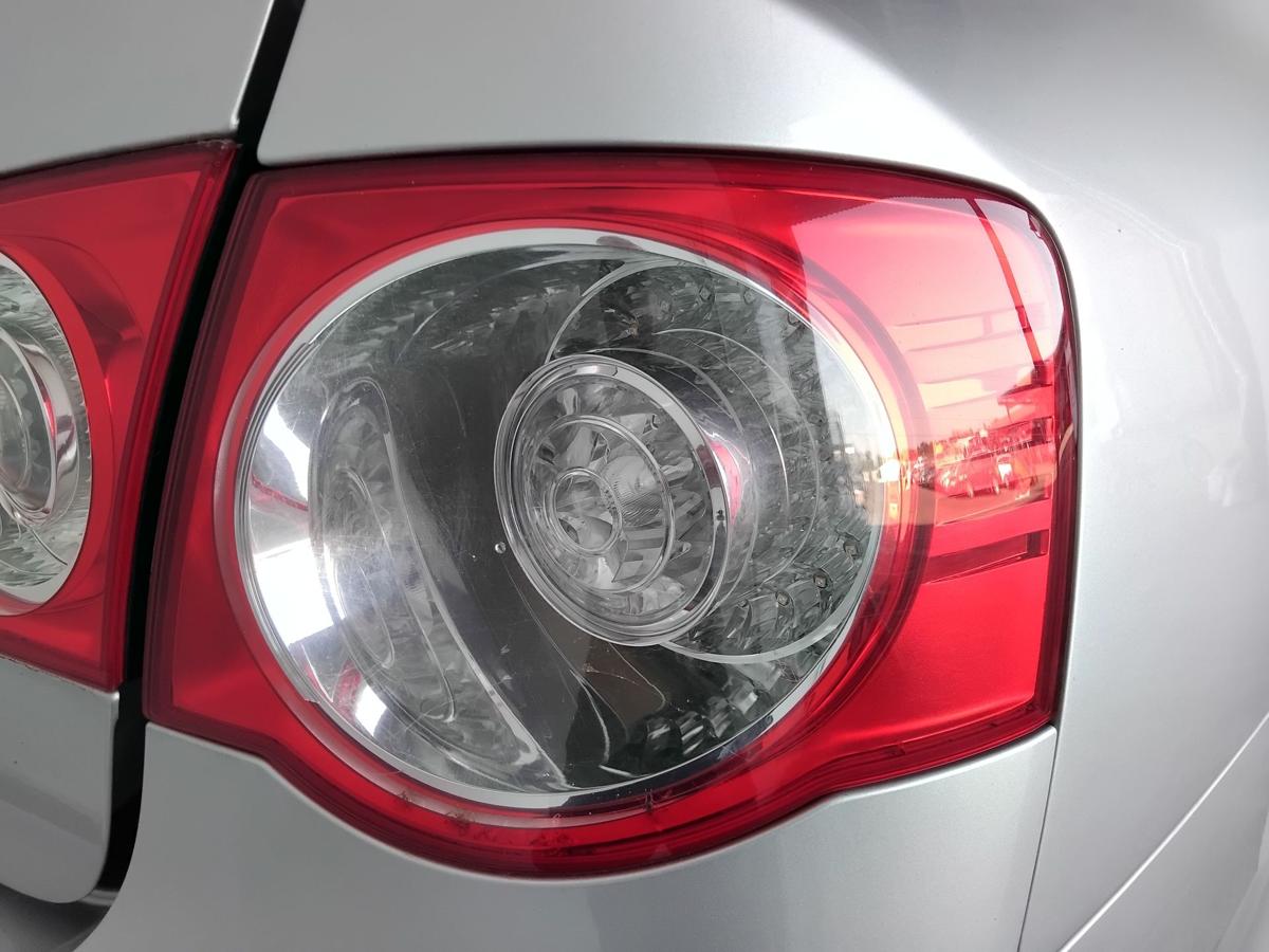 VW Jetta 5 1K2 original R&uuml;ckleuchte Heckleuchte rechts au&szlig;en LED BJ2007