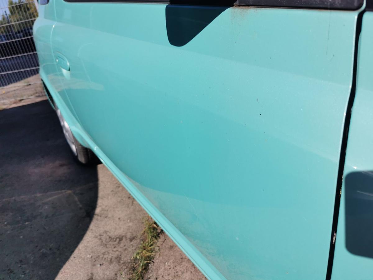 Toyota Yaris P10 Fahrertür Tür Autotür vorn rechts 3T 764 Light Aqua Japan DELLE
