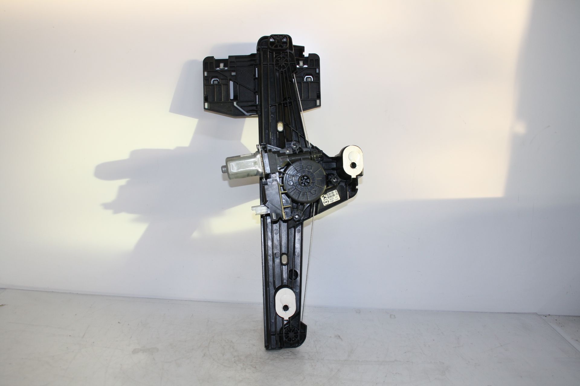 Opel Corsa F orig Fensterheber hinten links elekt mit Motor 9829045980 Bj 2023