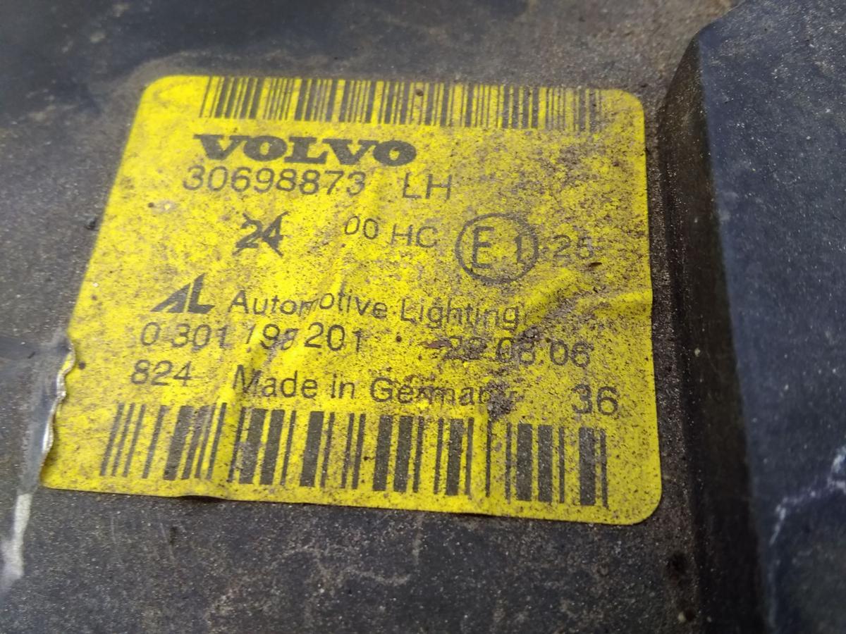 Volvo V50 S40 II orig Scheinwerfer vorn links Halogen mit LWR 30698873 BJ2006