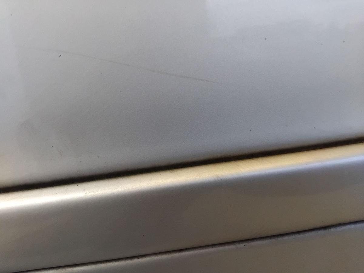 BMW 5er E39 T&uuml;r vorn rechts Beifahrert&uuml;r titansilbermetallic 354/7 BJ2001