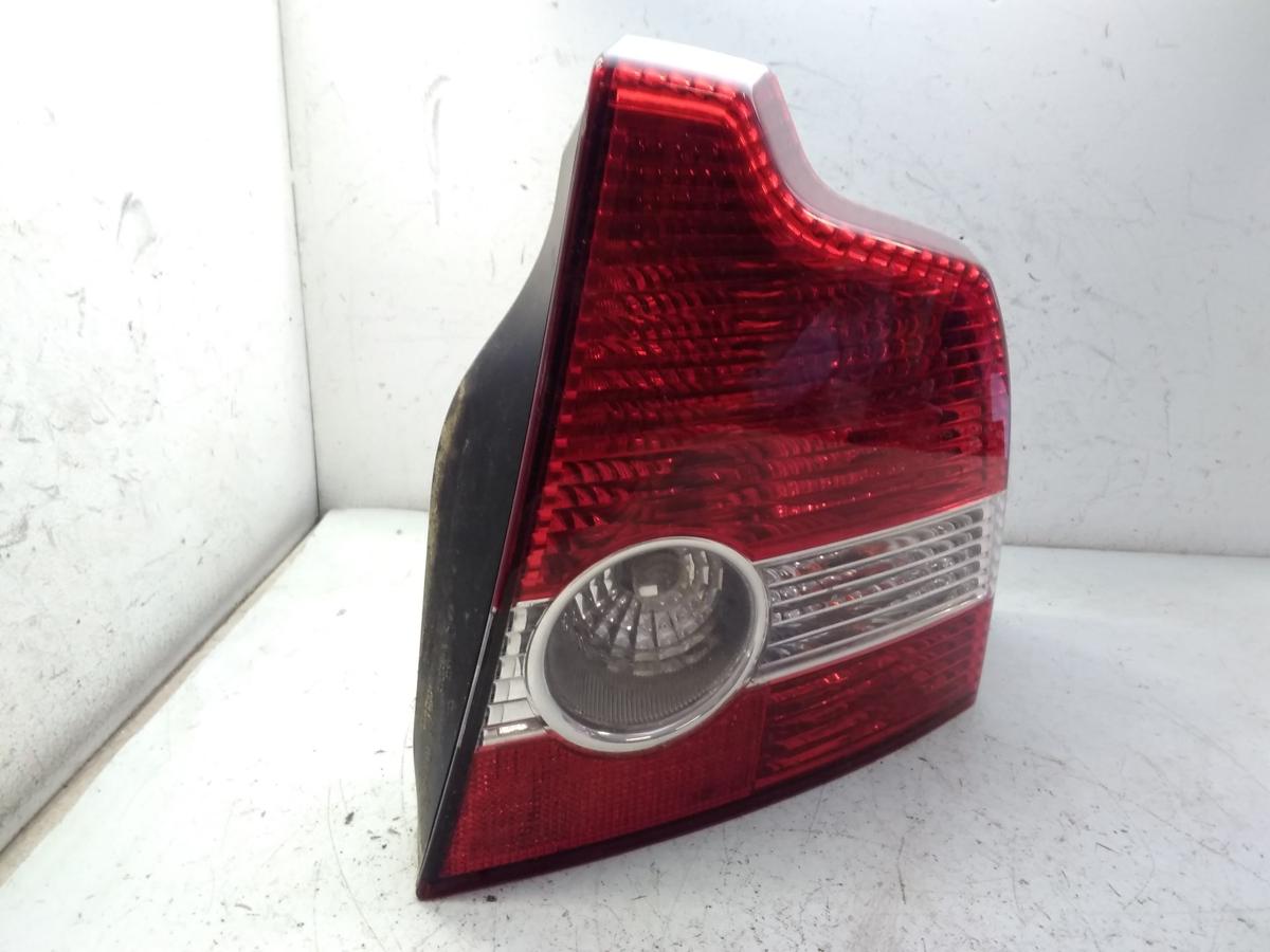 Volvo S40 II Limo original R&uuml;ckleuchte Schlussleuchte rechts BJ2006 30698913