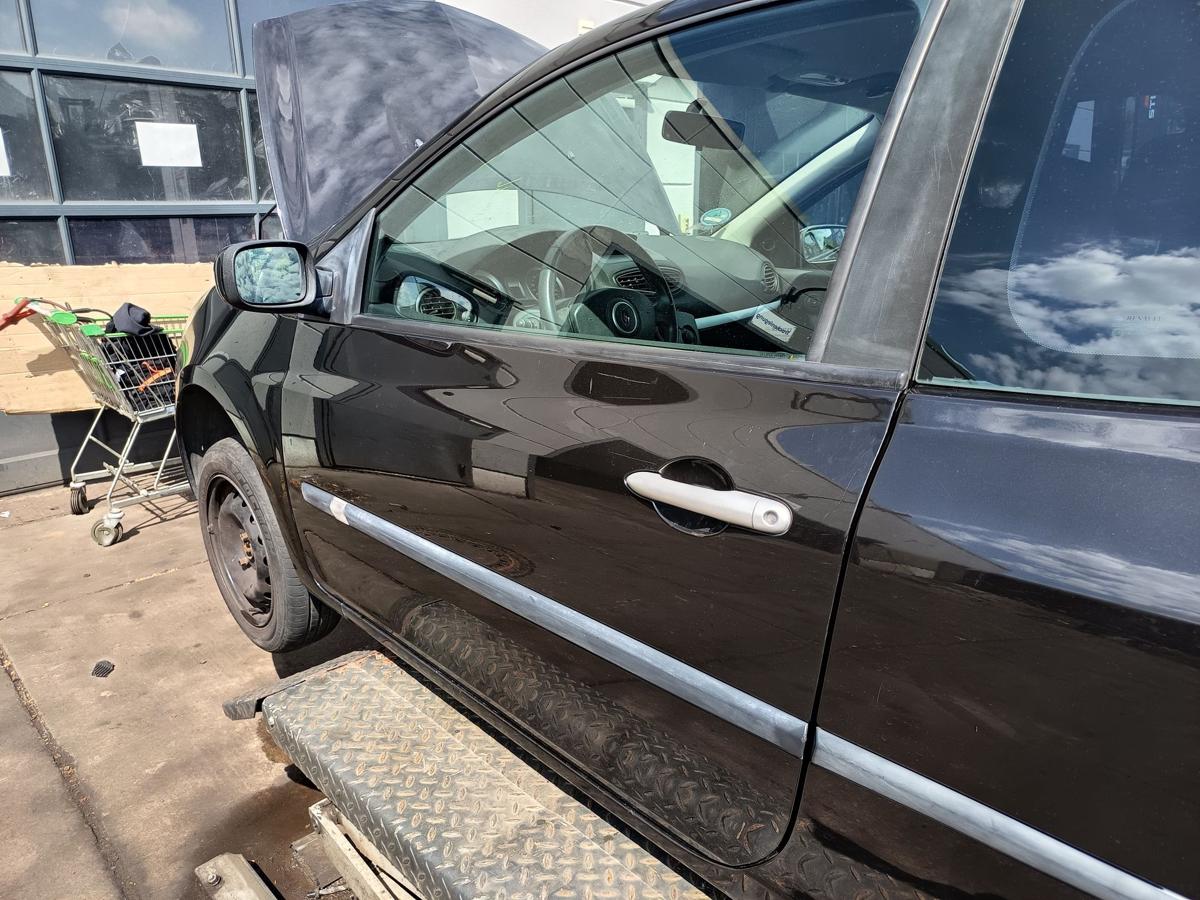 Renault Clio III original Tür links Fahrer 3trg 676 Perlmuttschwarz Bj 06
