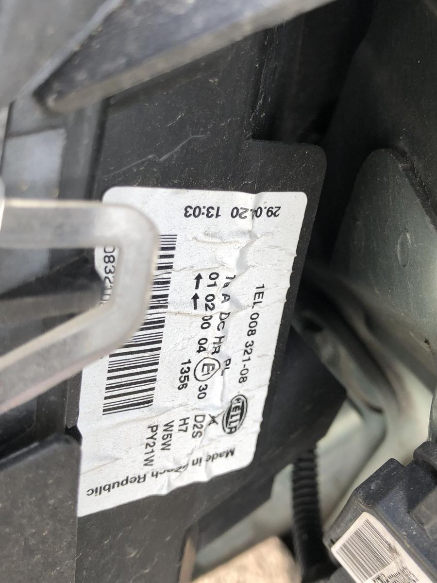 Opel Signum F48 Hella Scheinwerfer rechts Xenon Frontscheinwerfer Hella bis 2005