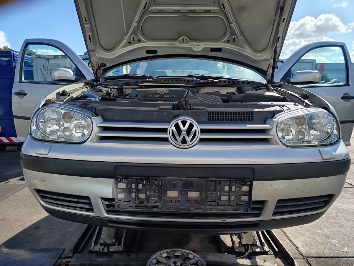 VW Golf IV original Sto&szlig;stange F&auml;nger vorn Front B7Z Satinsilber Bj 1999