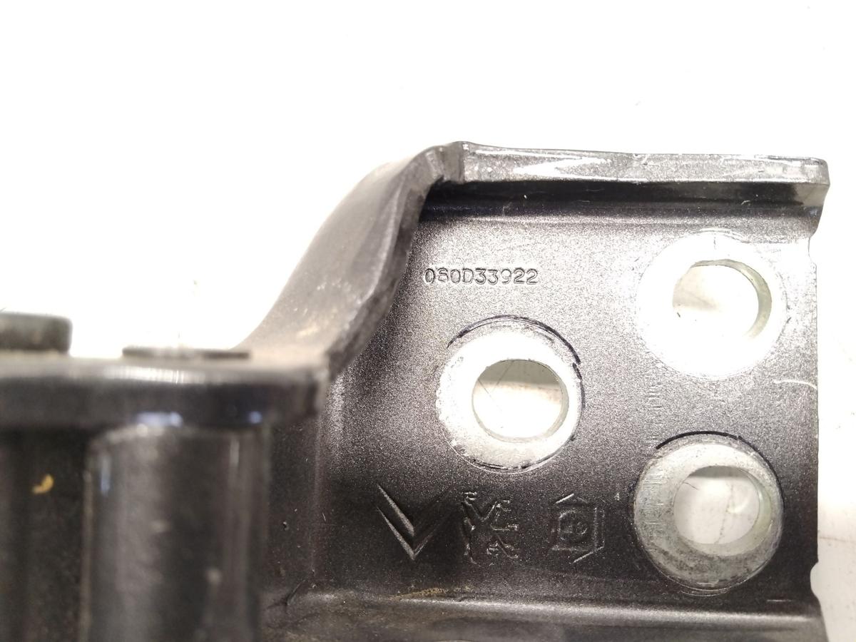 Opel Combo E Cargo original Satz Heckflügeltürscharniere links Bj.2023