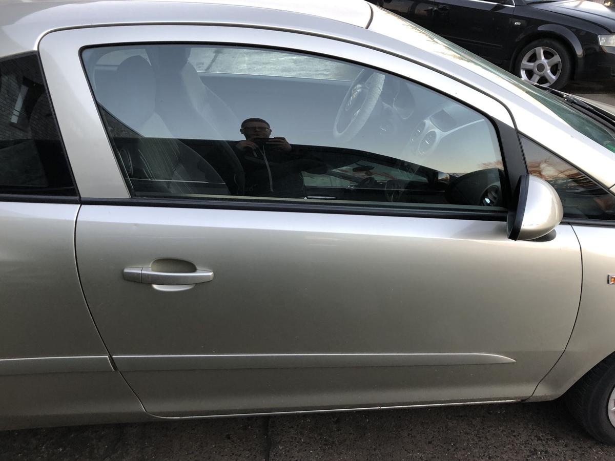 Opel Corsa D T&uuml;r vorn rechts Beifahrert&uuml;r Rohbau AAU Lancelot Perleffekt 3 t&uuml;rer