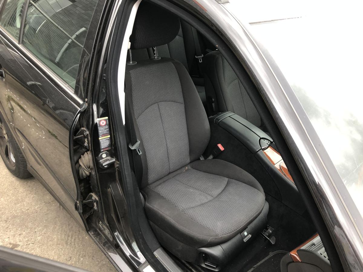 Mercedes E Klasse 211 Mopf Sitz vorn rechts Beifahrersitz Stoff mit Heizung