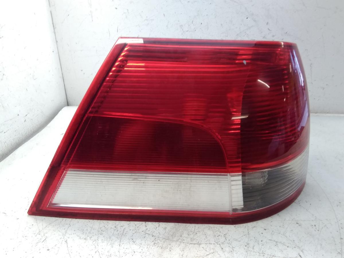 Opel Vectra C Caravan original R&uuml;ckleuchte Heckleuchte links au&szlig;en 24469461 BJ2004