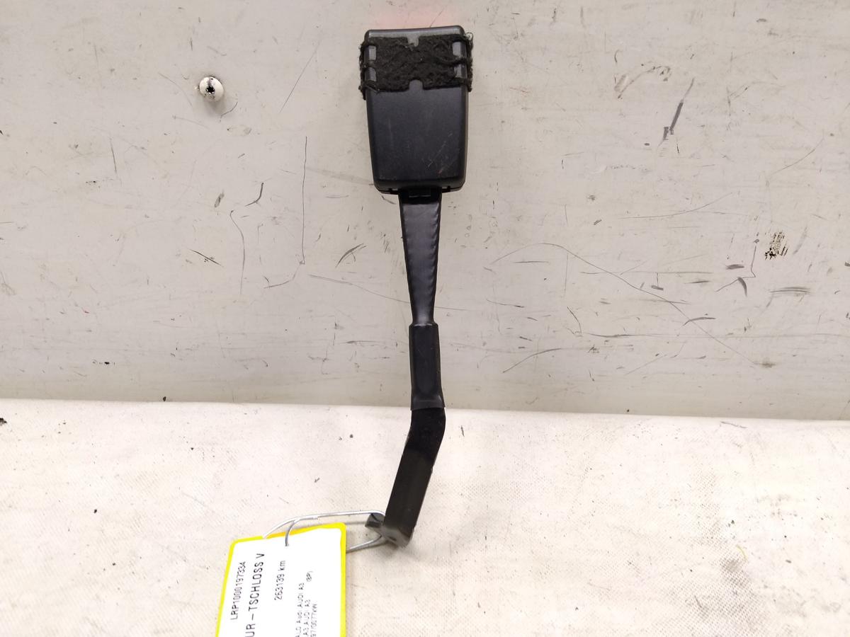 Audi A3 8P Sportback original Gurtschlo&szlig; vorn rechts Bj.2013