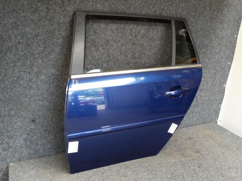 Opel Vectra (C) Caravan BJ 2004 Tür hinten links Blau 4CU 03-05