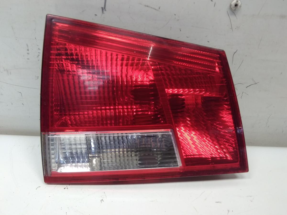 Opel Vecctra C Caravan original R&uuml;ckleuchte Schlussleuchte links innen BJ2005