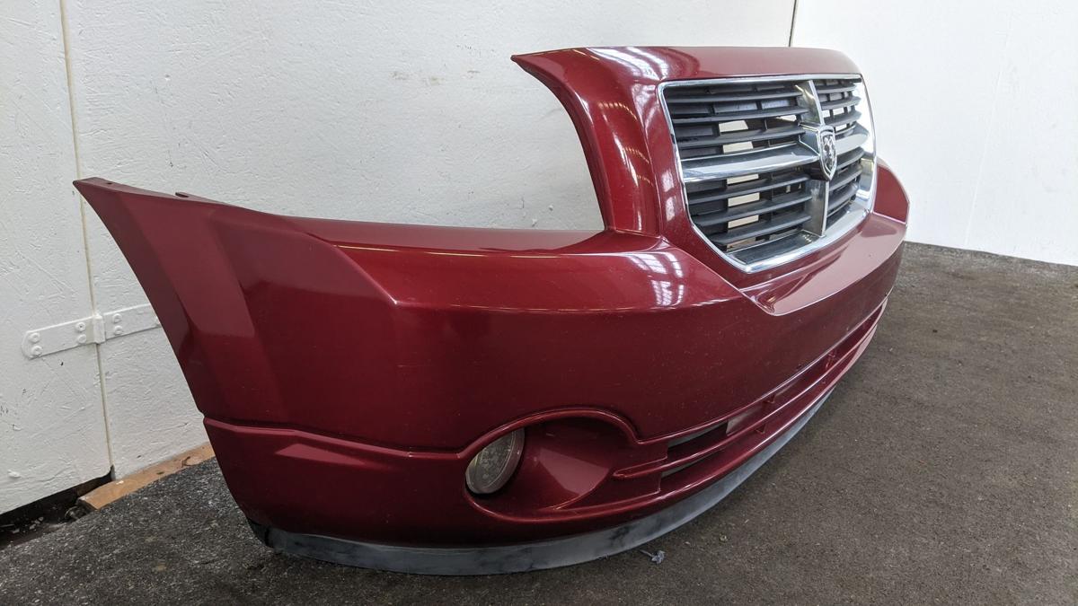 Stoßfänger Stoßstange vorne Nebel Frontstoßfänger weinrot Dodge Caliber