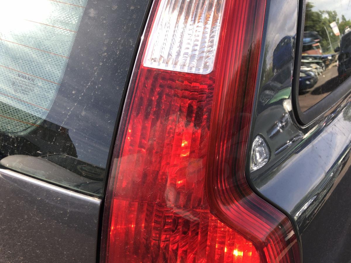 Volvo V50 Typ M R&uuml;ckleuchte rechts R&uuml;cklicht Heckleuchte Kombi bis 2007