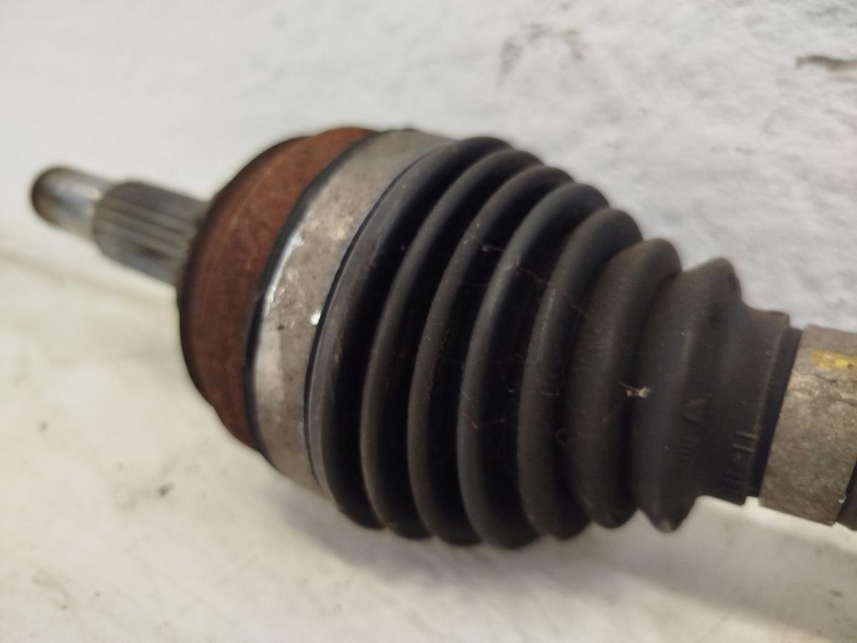 Renault Clio IV X98 TCe90 Antriebswelle vorn rechts Gelenkwelle OEM