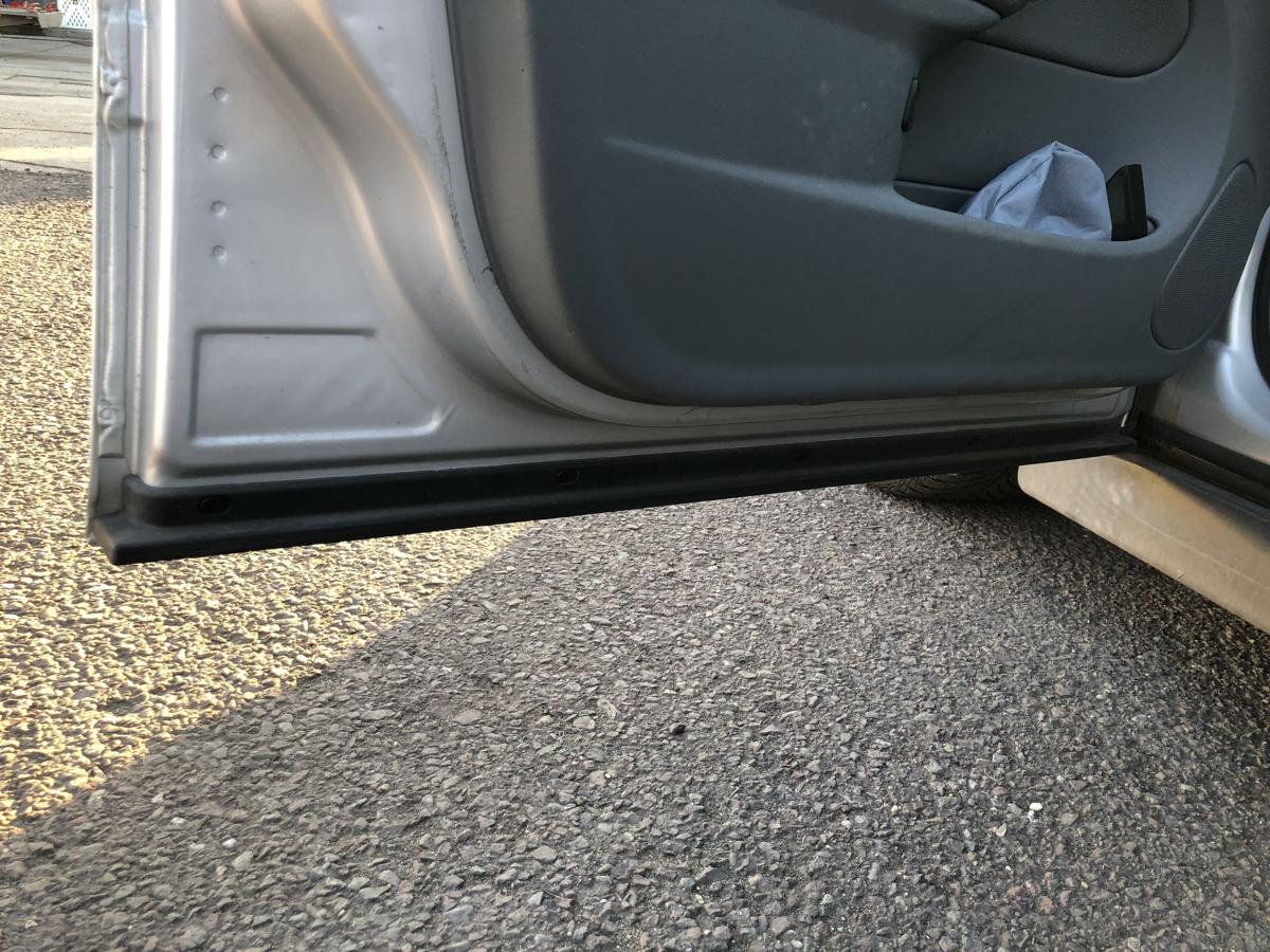 Saab 9-3 Typ YS3F T&uuml;r vorne links Fahrert&uuml;r Autot&uuml;r Rohbau silber