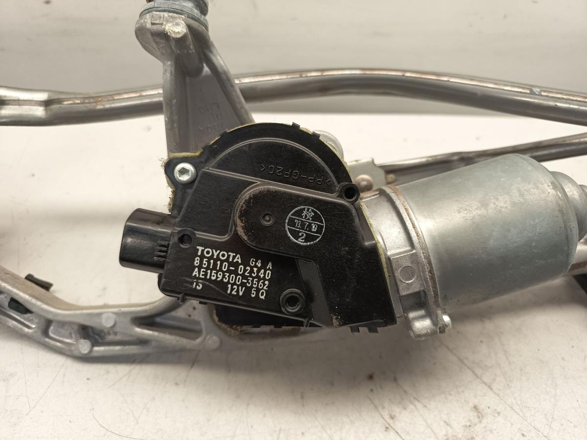 Toyota Auris E18 original Wischermotor vorn/Front 8511002340 mit Gest&auml;nge Bj2013