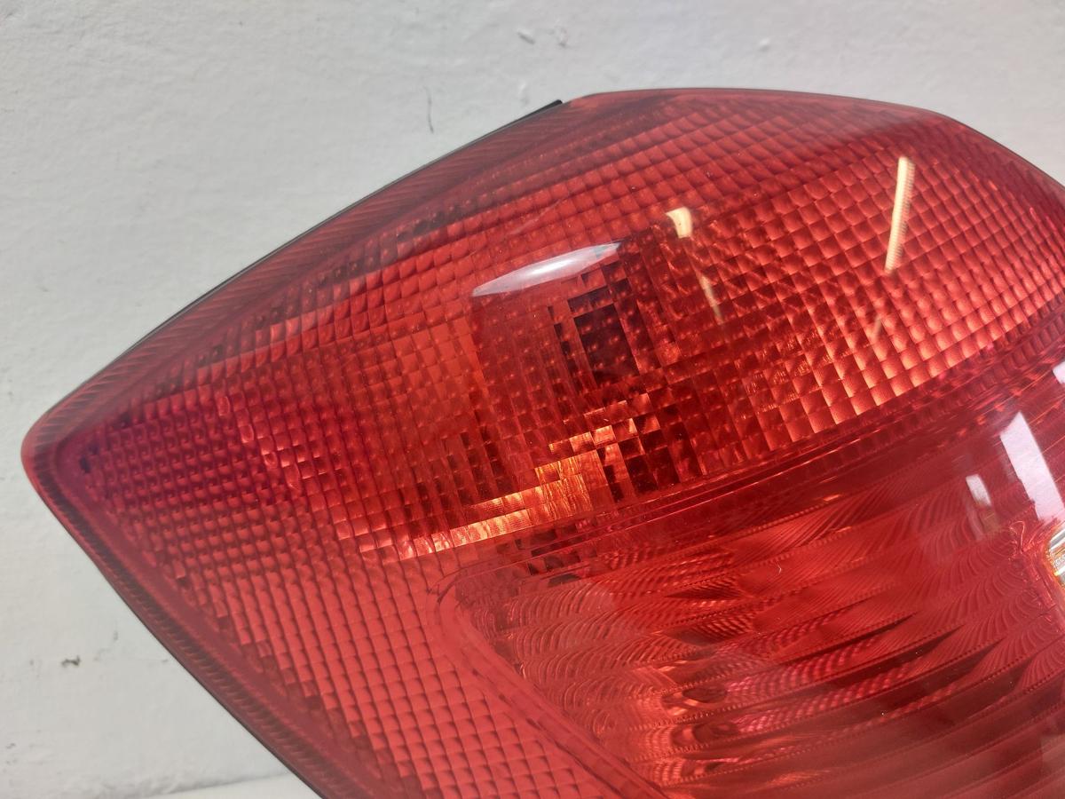Skoda Fabia 5J R&uuml;ckleuchte links R&uuml;cklicht Heckleuchte 5 t&uuml;rer Schlusslicht