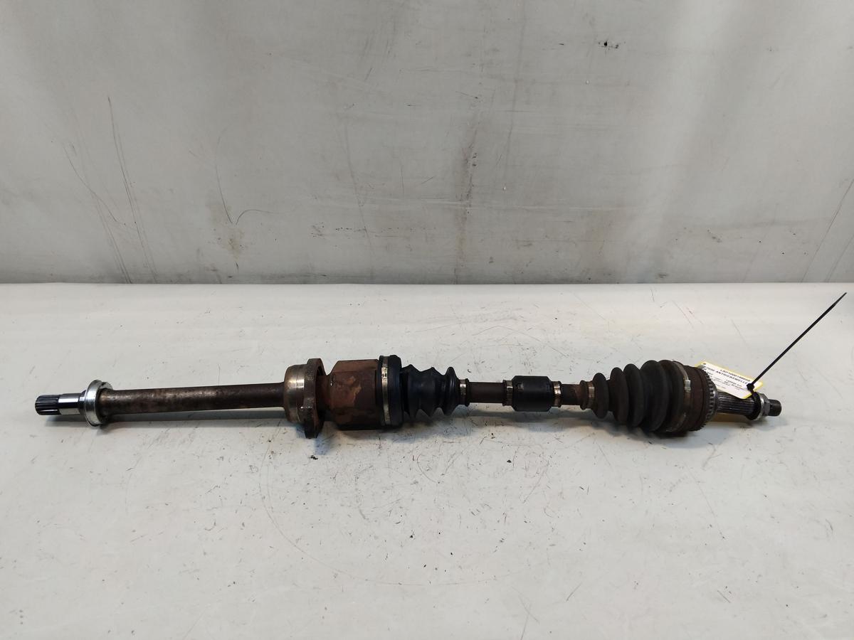 Toyota Avensis T22 Antriebswelle Gelenkwelle vorn rechts 1.8 95kw 1ZZ ABS BJ2002