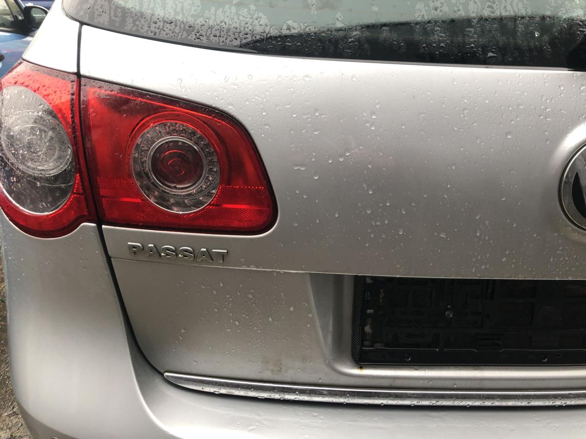 VW Passat 3C B6 Heckklappe mit Heckscheibe Kombi Variant Rost LA7W Reflexsilber