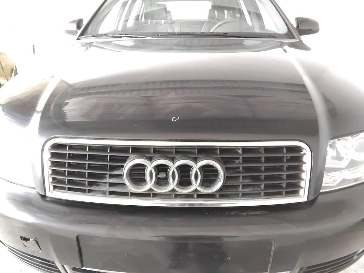 Audi A4 8E B6 orig. Motorhaube Deckel vorn mit Grill BJ2002 LZ9W ebonyschwarzmetallic