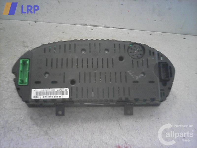 Skoda Fabia 6Y original Tacho Kombiinstrument 110080015003 BJ2000