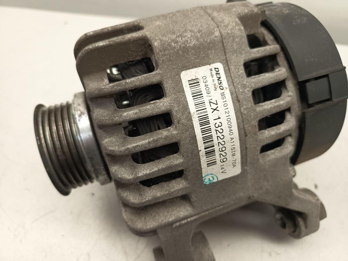 Opel Corsa D original Lichtmaschine Generator 1.0l 44kW Benzin 70A Bj 2009