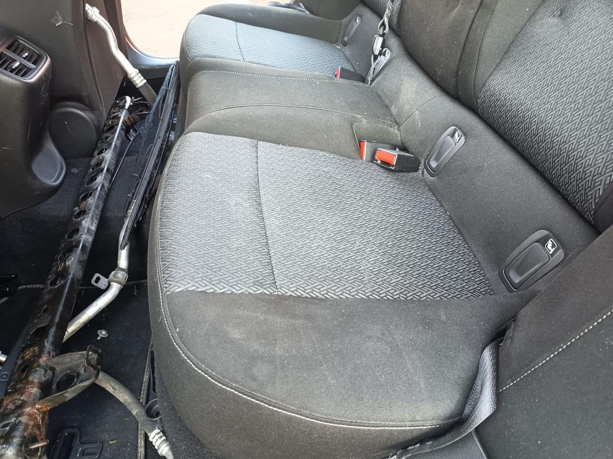 Opel Insignia B Sports Tourer original R&uuml;cksitzbank komplett Stoff Milano Bj2019