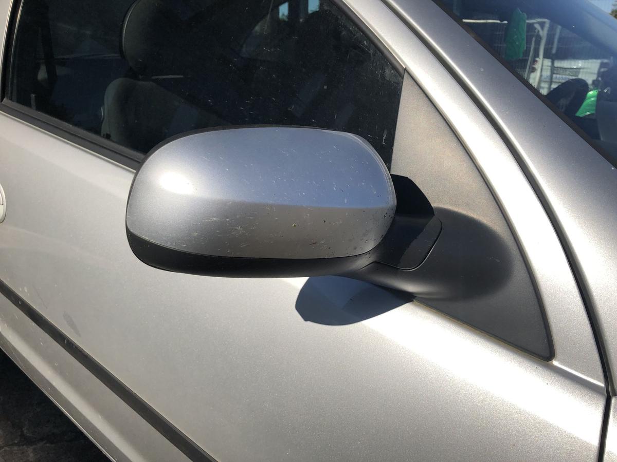 Opel Corsa C ab 2003 Au&szlig;enspiegel rechts Seitenspiegel elektrisch Z157 silber
