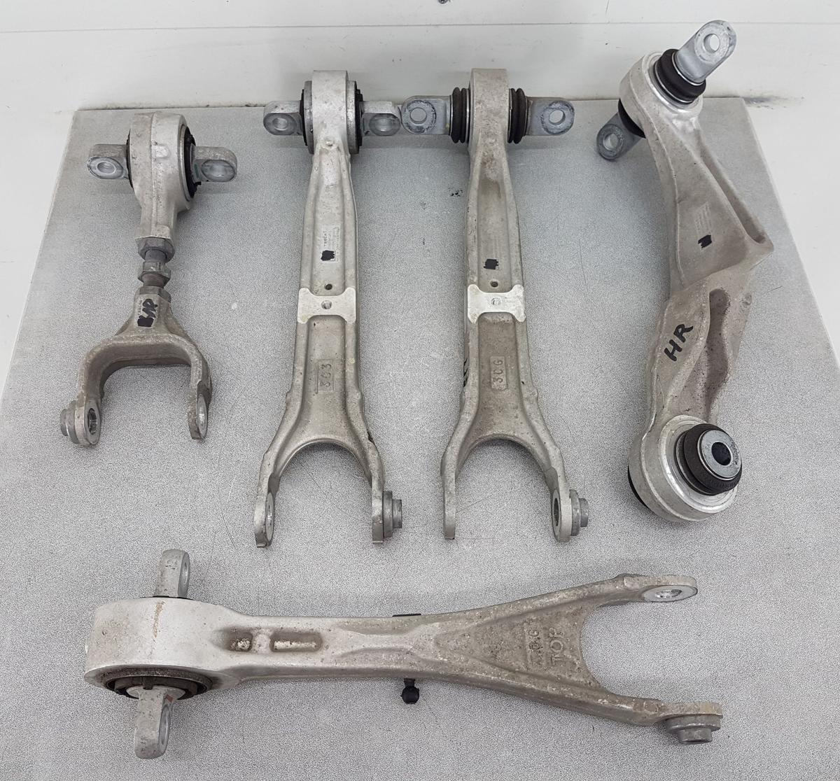 Tesla Model X Querlenkersatz hinten rechts Satz Querlenker Bj2022 1420452-00-E