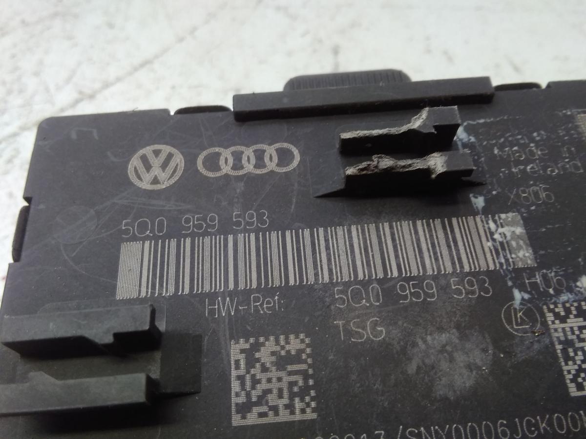 Audi A3 8V original Türsteuergerät vorn links 5Q0959593 Bj.2011