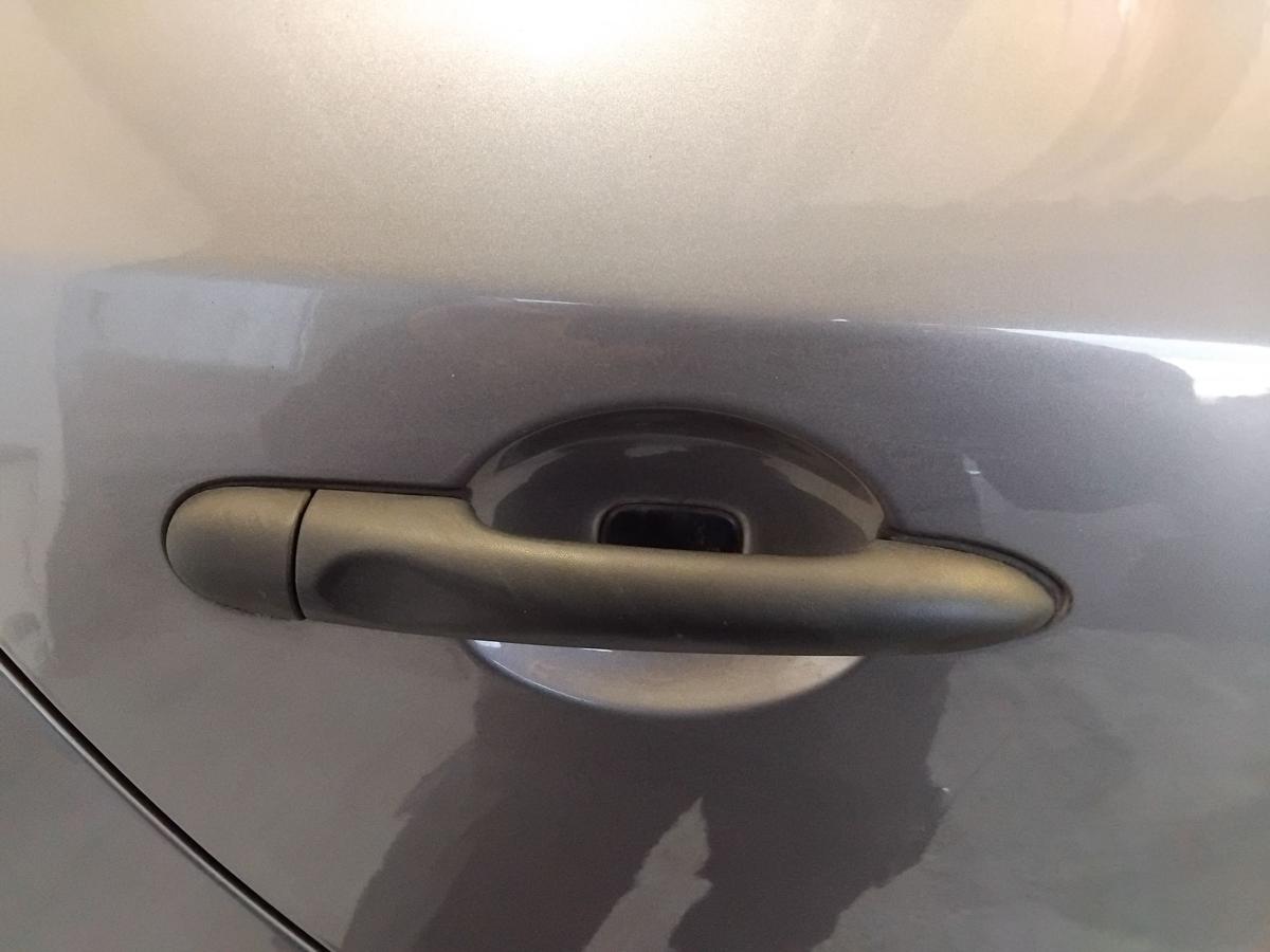 Renault Megane 3 Tür hinten rechts TEKNG Gris Cassiopée Fließheck BJ2011